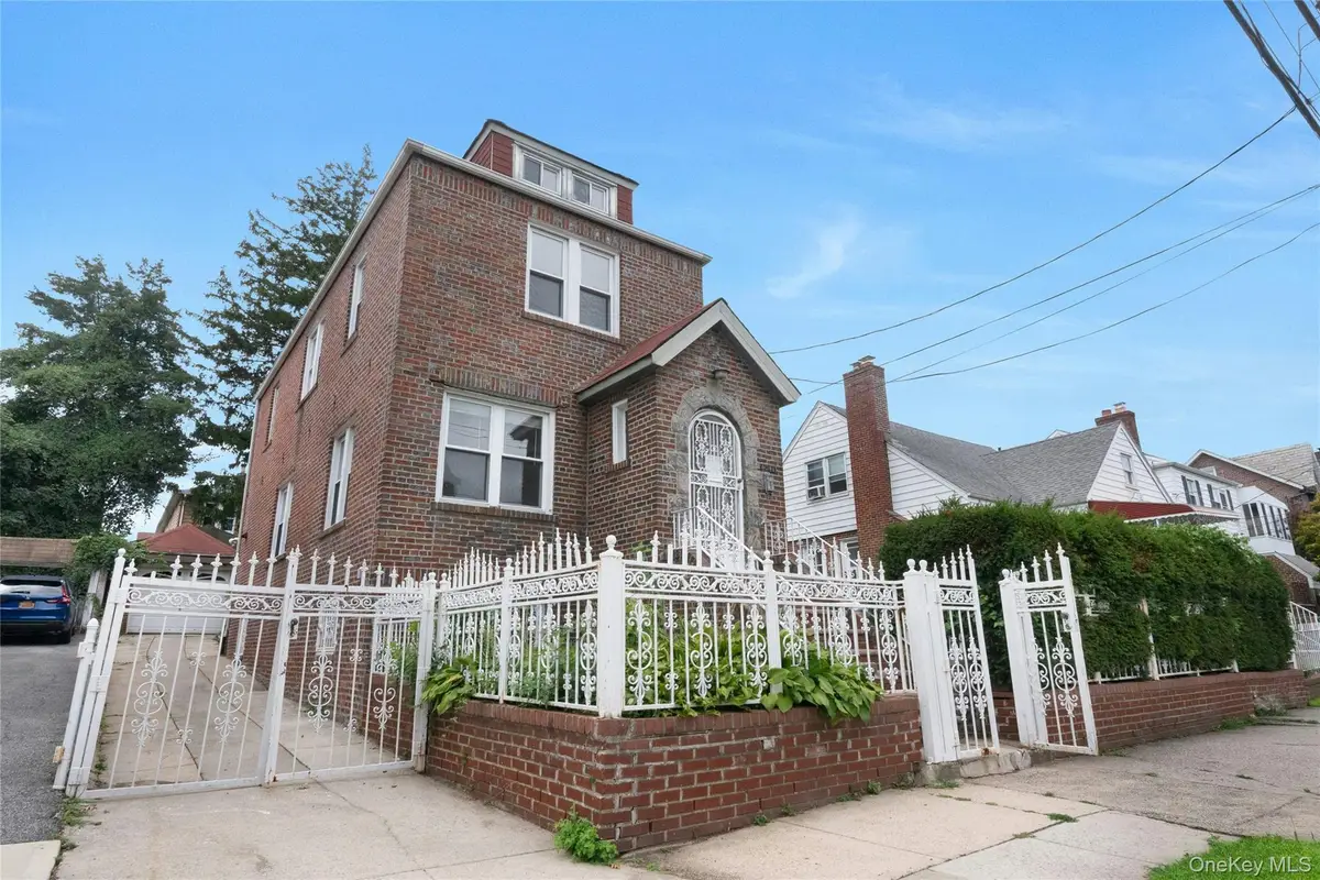 4041 Duryea Avenue, Bronx, NY 10466 - #1