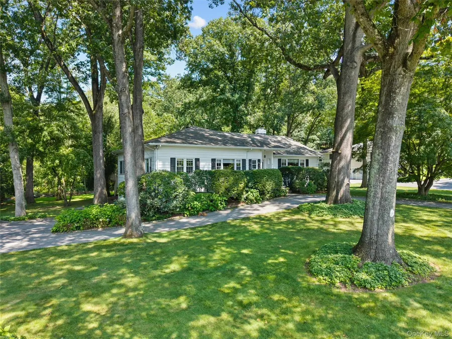 21 Iroquois Trail, Harrison, NY 10528 - #2