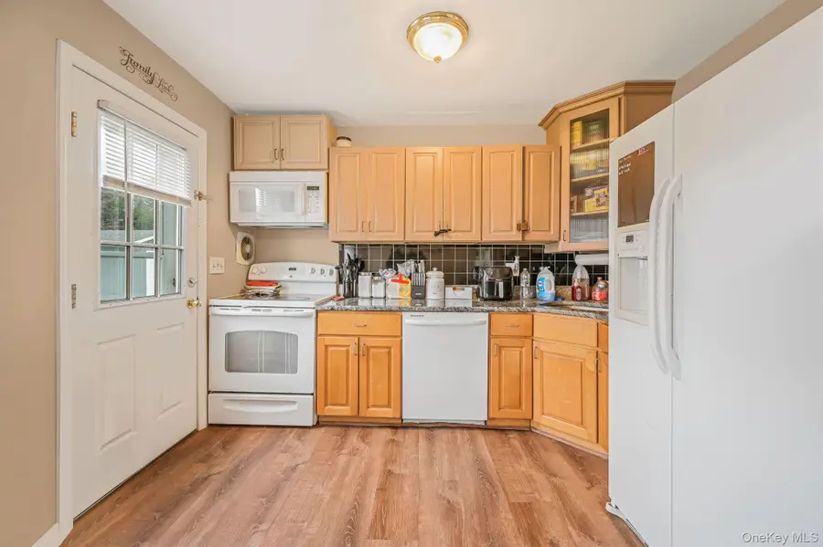 776 S 5th Street, Lindenhurst, NY 11757 - #2