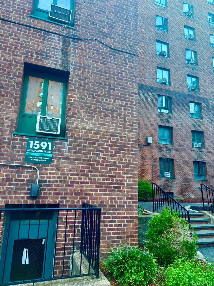 1591 Metropolitan Avenue #5C, Bronx, NY 10462 - #3