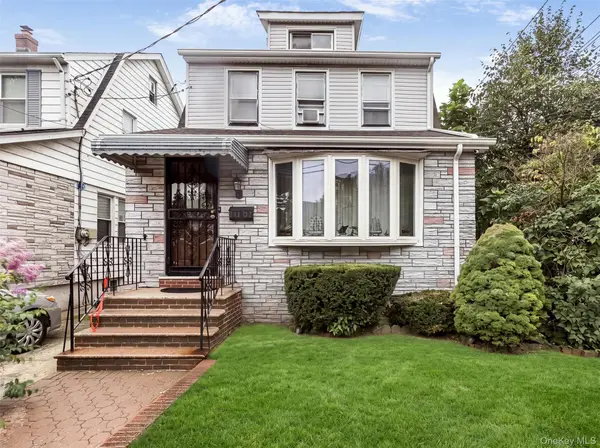24102 142nd Avenue, Rosedale, NY 11422
