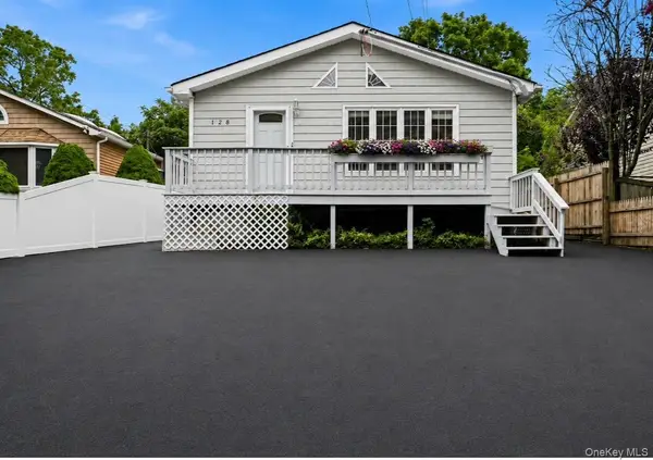 128 Walnut Road, Kings Park, NY 11754
