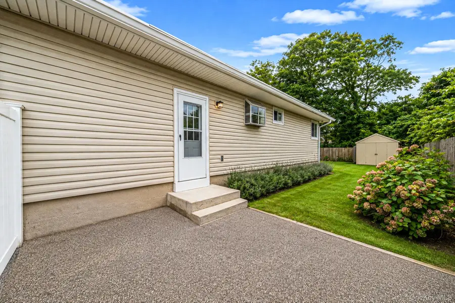 24 Trafalgar Drive, Shirley, NY 11967 - #2
