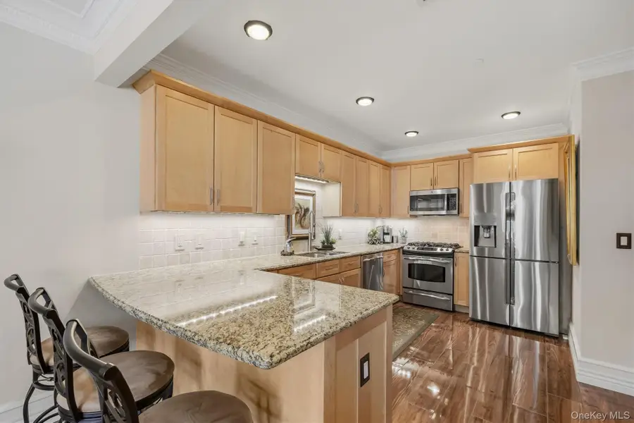 323 Trump Park, Shrub Oak, NY 10588 - #3