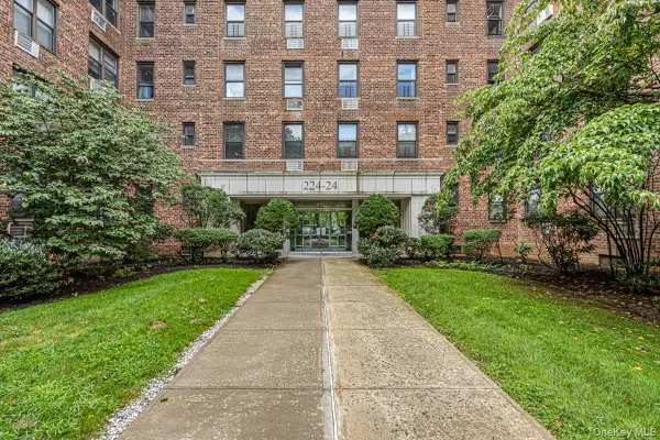 224-24 Union Street #4R, Bayside, NY 11364
