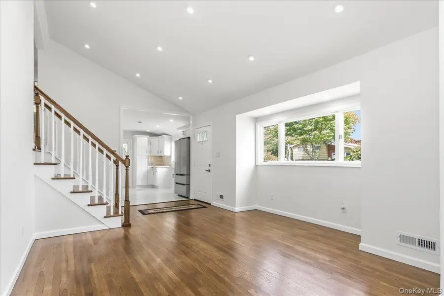 260 W 24th Street, Deer Park, NY 11729 - #2