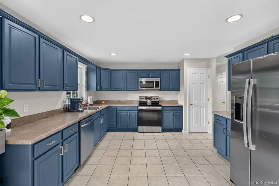 59 Gillespie Street, Pine Bush, NY 12566 - #2