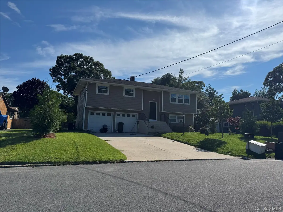38 Golden Gate Drive, Shirley, NY 11967 - #1