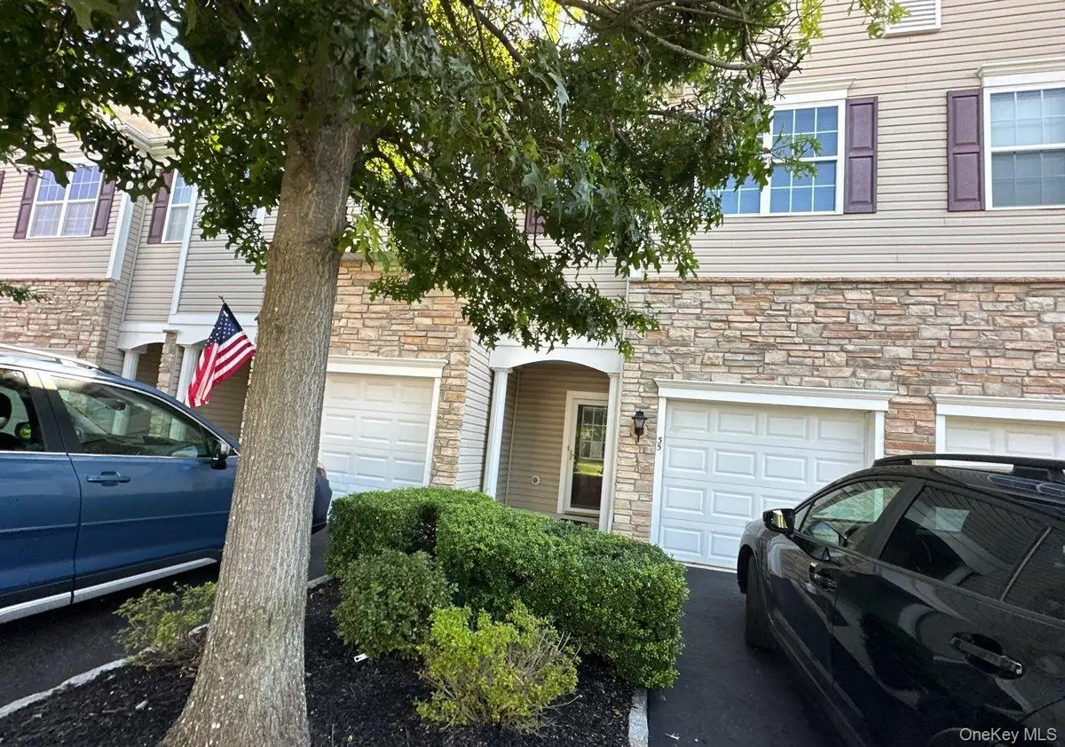 35 Sugar Pine Lane, Bay Shore, NY 11706 - #1