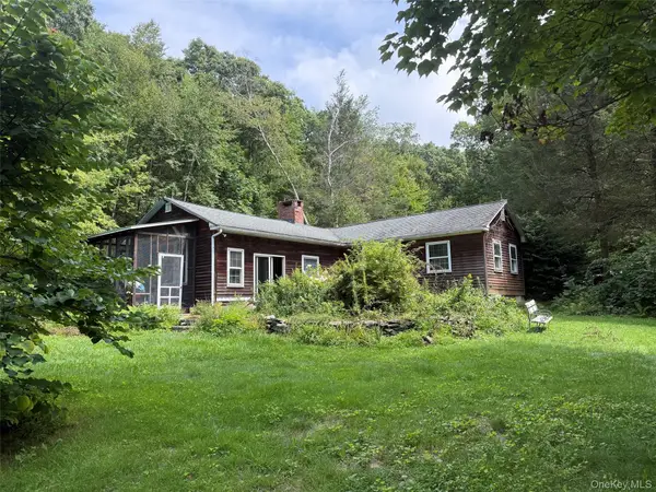 85 Bella Vista Road, Amenia, NY 12501