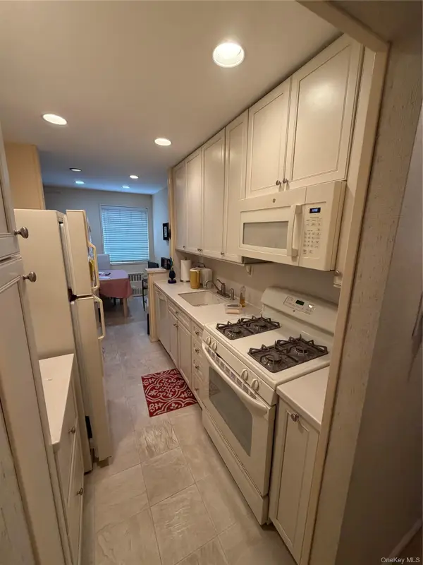 84-39 Apt 4L 153 Ave Avenue #4L, Howard Beach, NY 11414