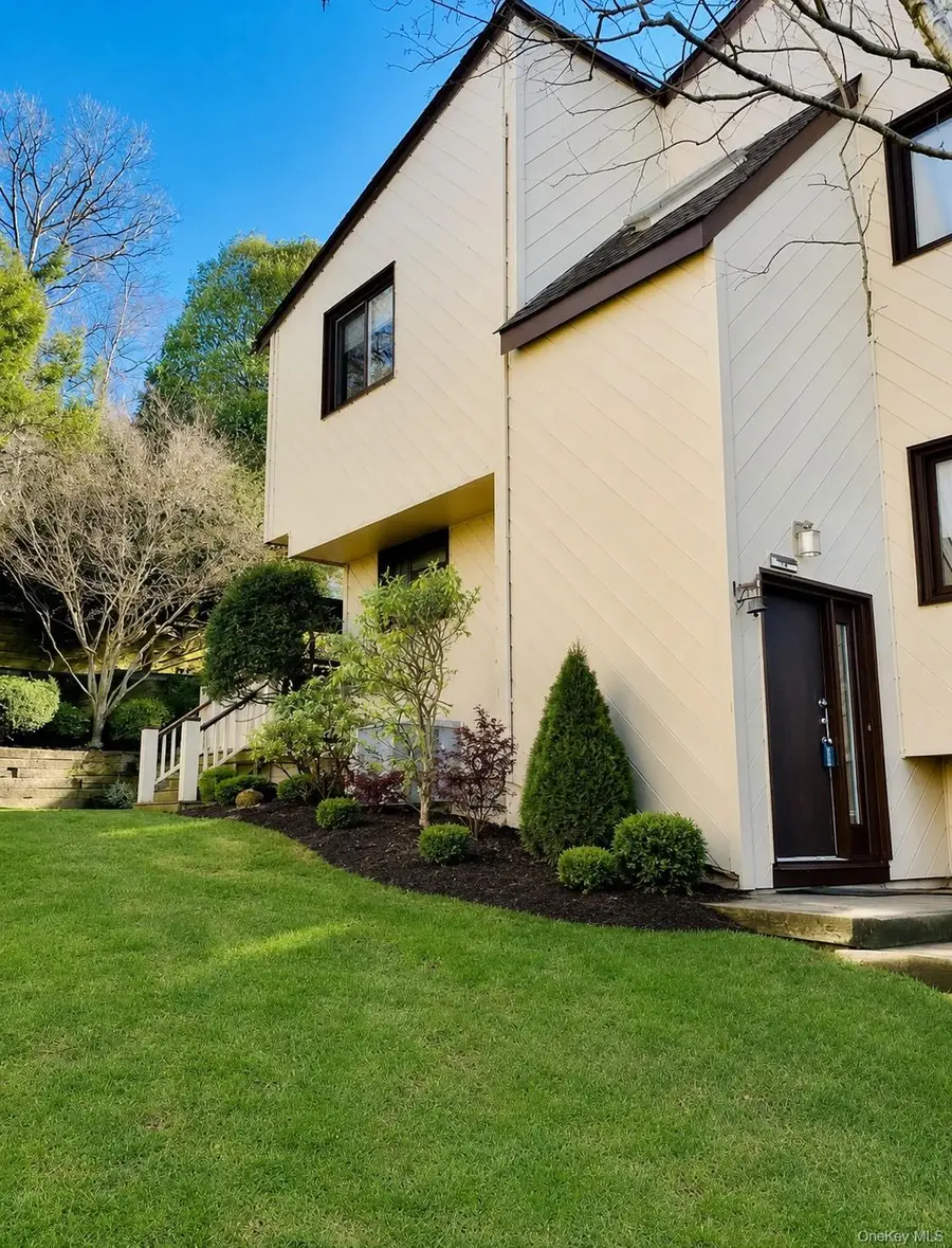 14 Dakota Court, Suffern, NY 10901 - #2