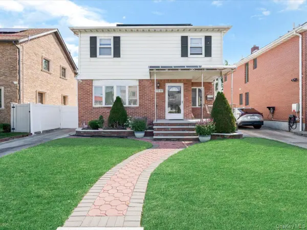 7307 185th Street, Fresh Meadows, NY 11366