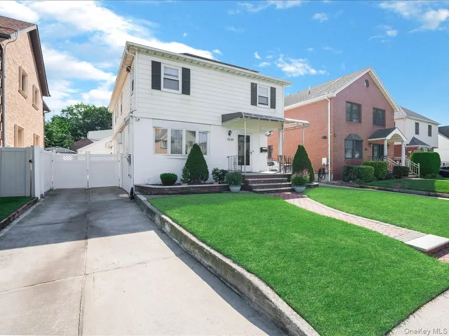 7307 185th Street, Fresh Meadows, NY 11366 - #3