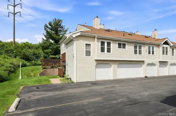 2124 Whispering Hills, Chester, NY 10918