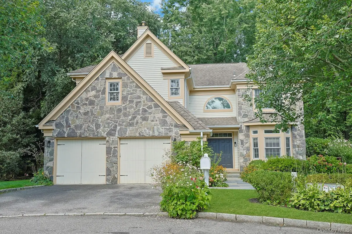 12 Westhaven Lane, White Plains, NY 10605 - #1
