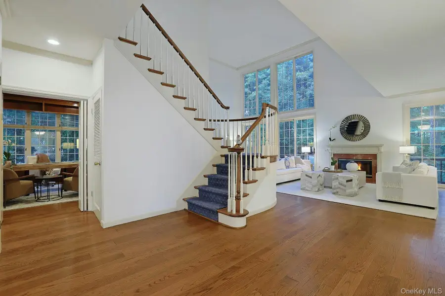 12 Westhaven Lane, White Plains, NY 10605 - #2