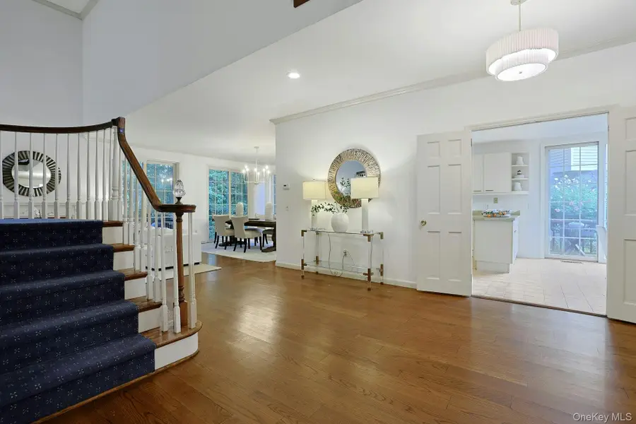 12 Westhaven Lane, White Plains, NY 10605 - #3