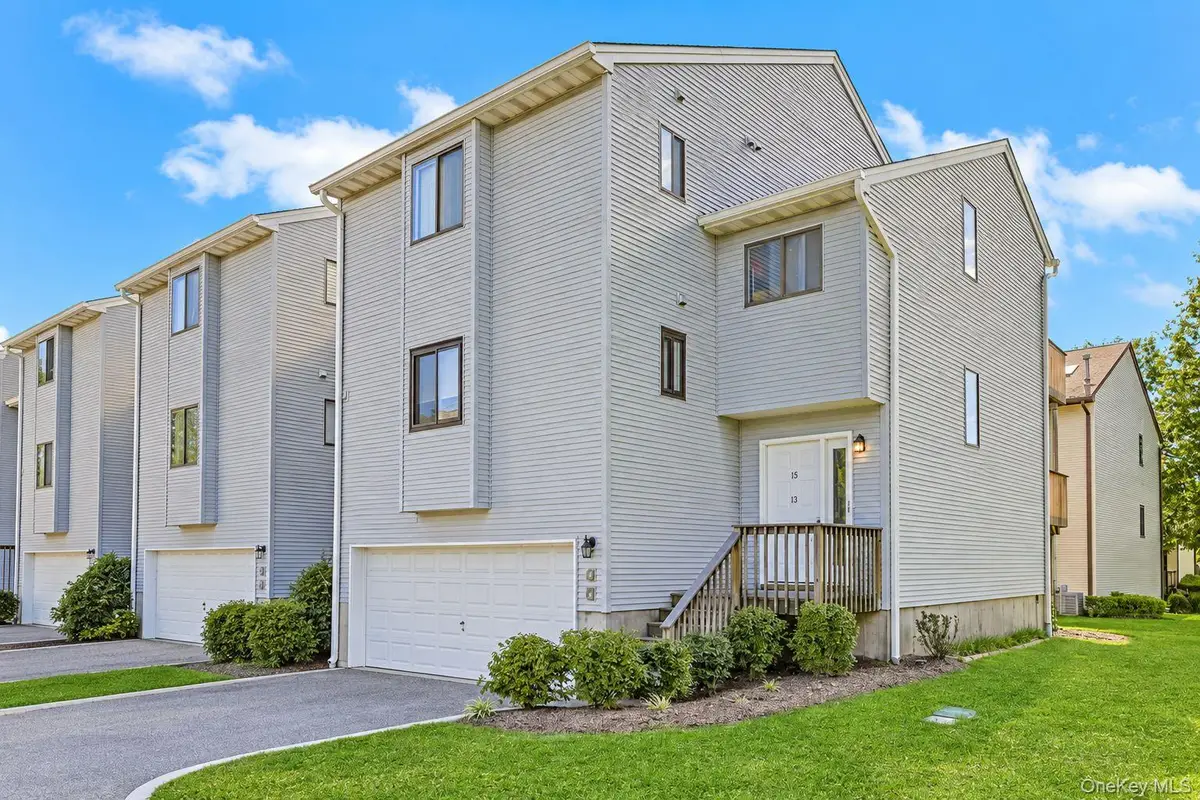 13 James Court, Nanuet, NY 10954 - #1