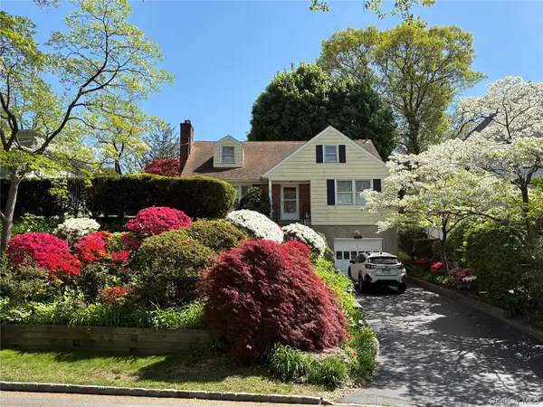 93 Avenue C, Port Washington, NY 11050