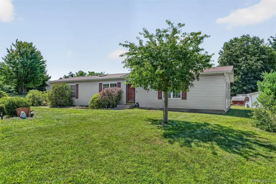 43 Palm Dr, Bloomingburg, NY 12721 - #2