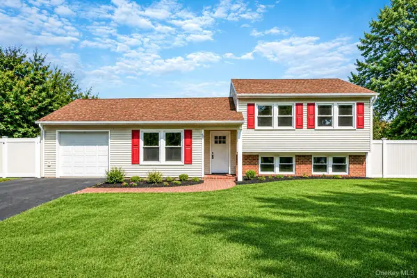 87 Sequoia Drive, Coram, NY 11727
