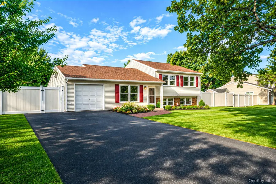 87 Sequoia Drive, Coram, NY 11727 - #2