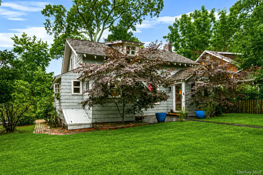 7 Dickerson Avenue, Stony Brook, NY 11790 - #2