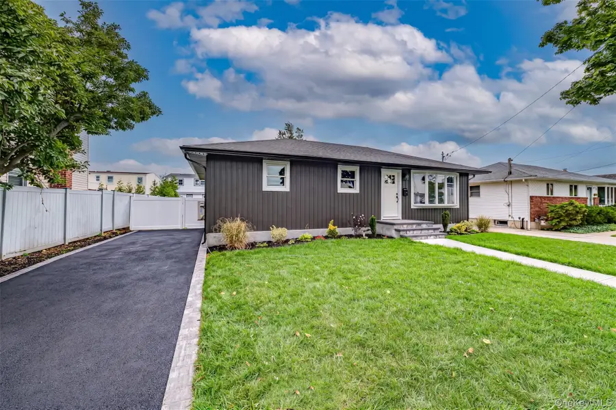 146 8th Street, Bethpage, NY 11714 - #2