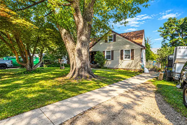 3698 Horseblock Road, Medford, NY 11763