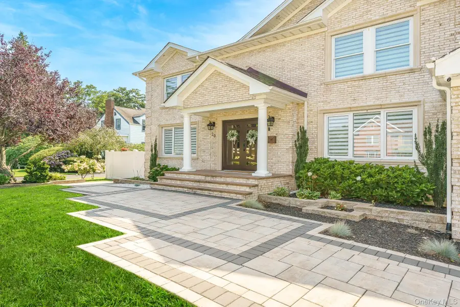 20 Mc Cue Lane, Babylon, NY 11702 - #3