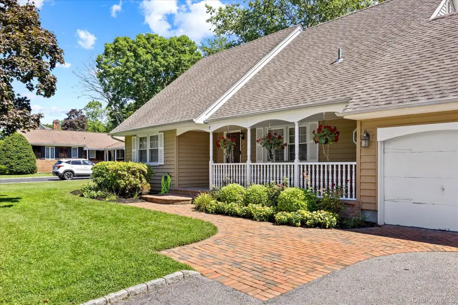 9 Charlemagne Drive, Nesconset, NY 11767 - #3