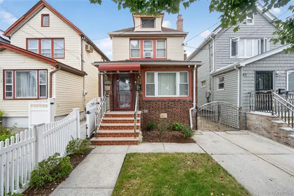 8985 219th Street, Queens Village, NY 11427