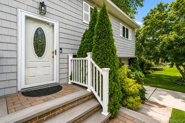 505 Hawkins Road, Selden, NY 11784