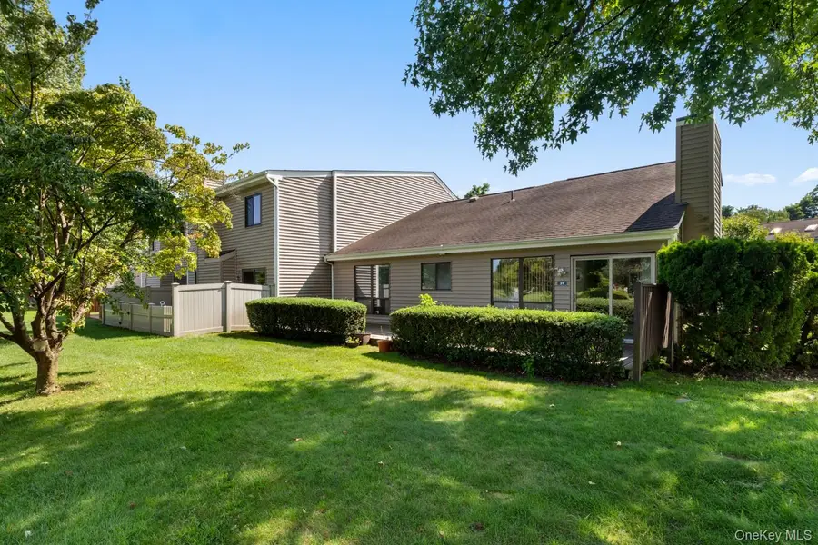 59 S Pond Lane, Smithtown, NY 11787 - #2