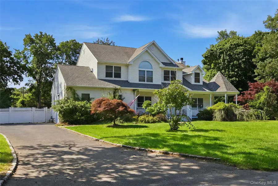 204 Melrose Parkway, Patchogue, NY 11772 - #3