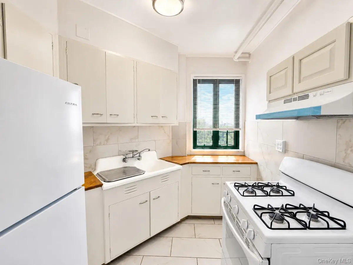 1469 East Avenue #8G, Bronx, NY 10462 - #1