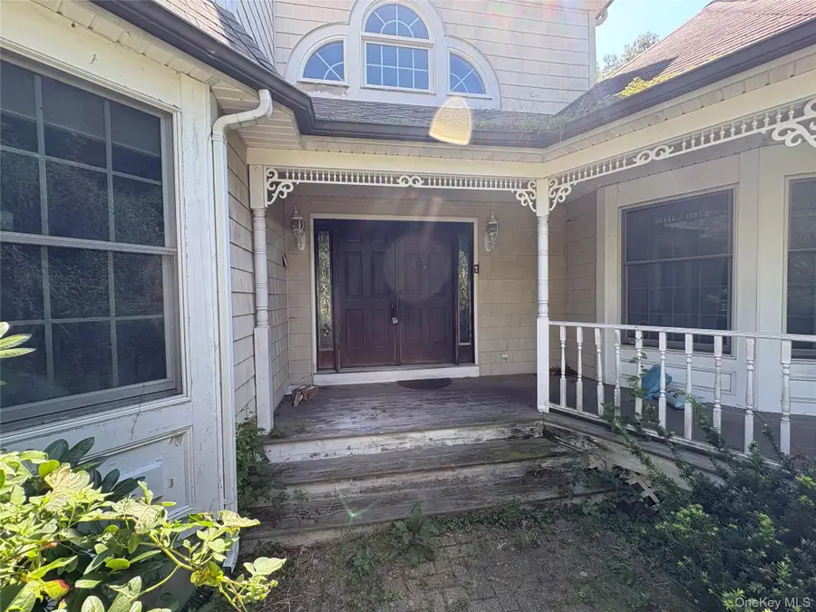 59 Hidden Pheasant Path, Wading River, NY 11792 - #3