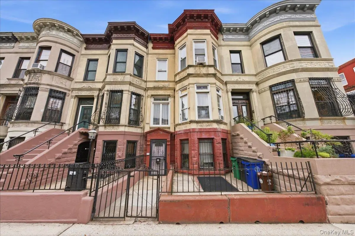 210 Brooklyn Avenue, Brooklyn, NY 11213 - #1