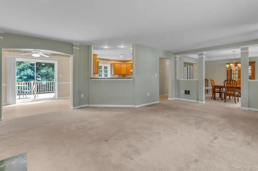 1407 Middle Road #265, Calverton, NY 11933 - #3