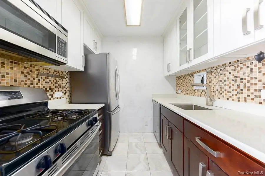 62-54 97th Place, Rego Park, NY 11374 - #2