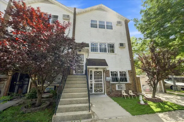 5 Stanton Court, Bronx, NY 10473