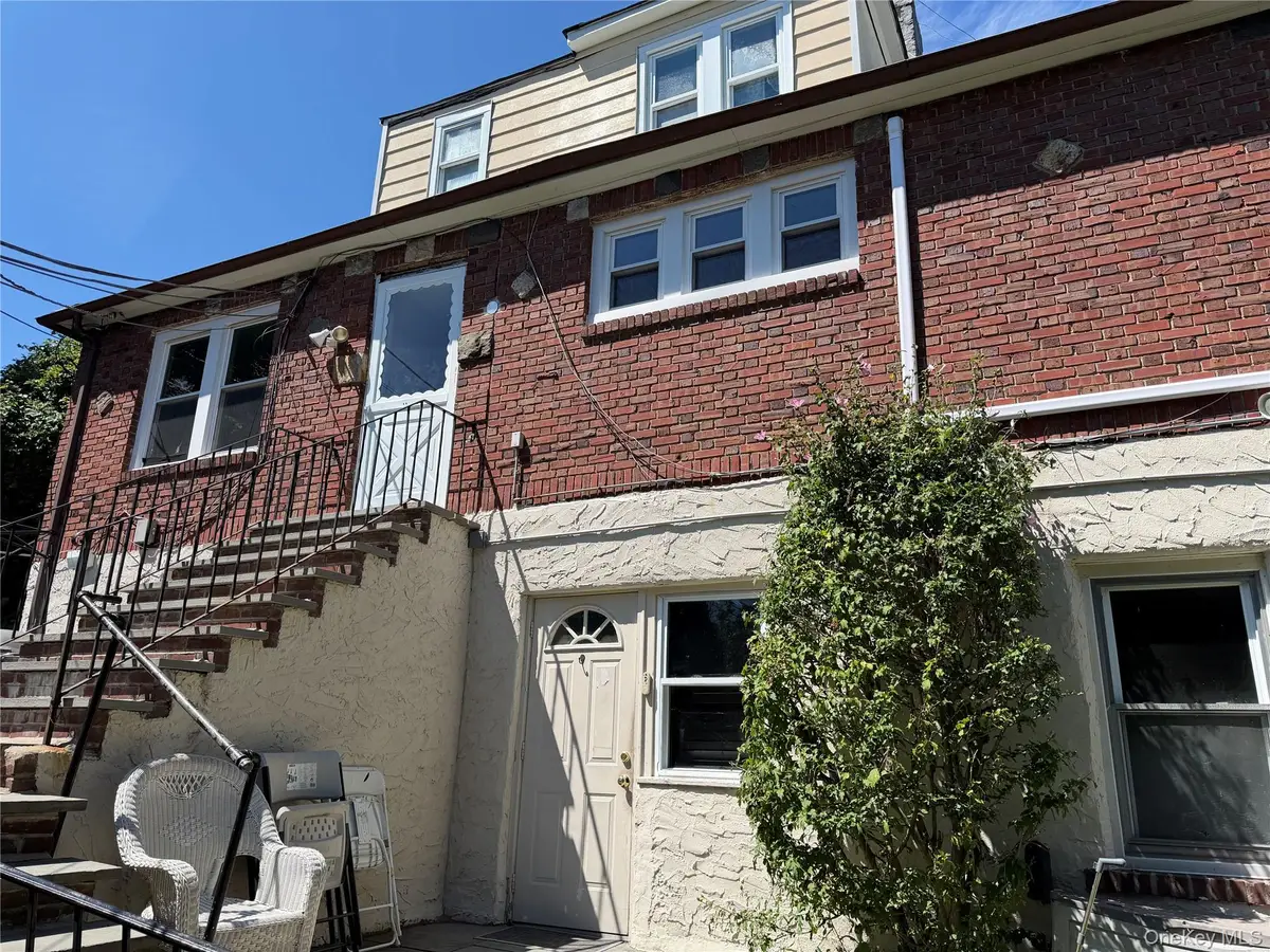 40 Paula Avenue, Yonkers, NY 10704 - #1