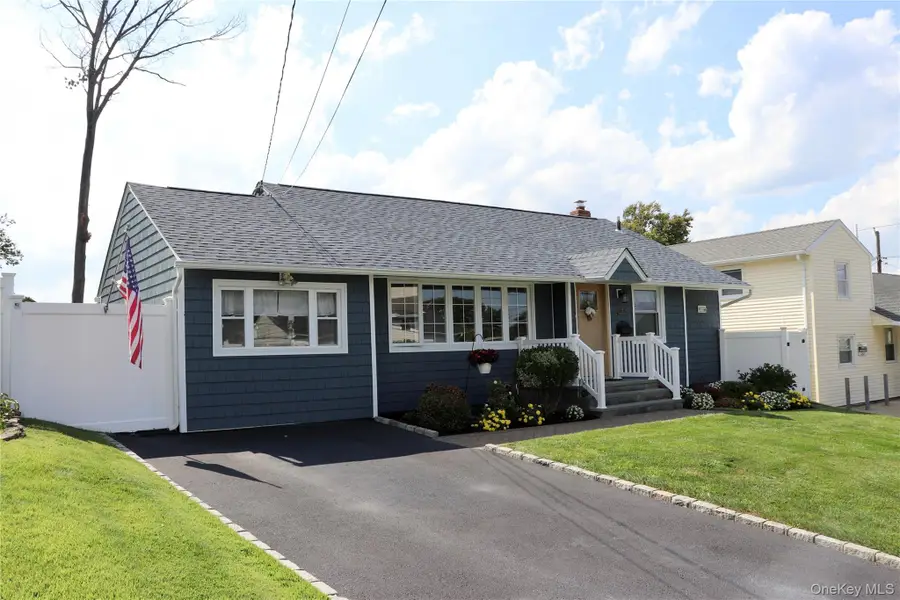 31 Prestwick Terrace, Glen Cove, NY 11542 - #2