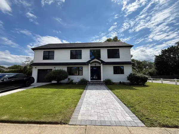 438 Von Elm Avenue, East Meadow, NY 11554