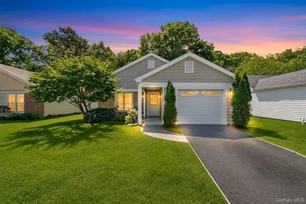 232 Belfast Lane, Ridge, NY 11961