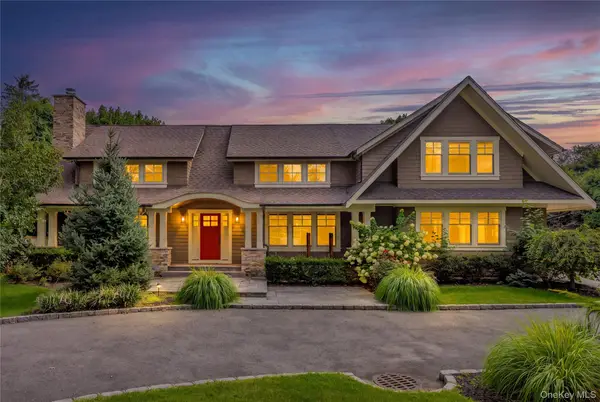 18 Green Meadow Lane, Huntington, NY 11743