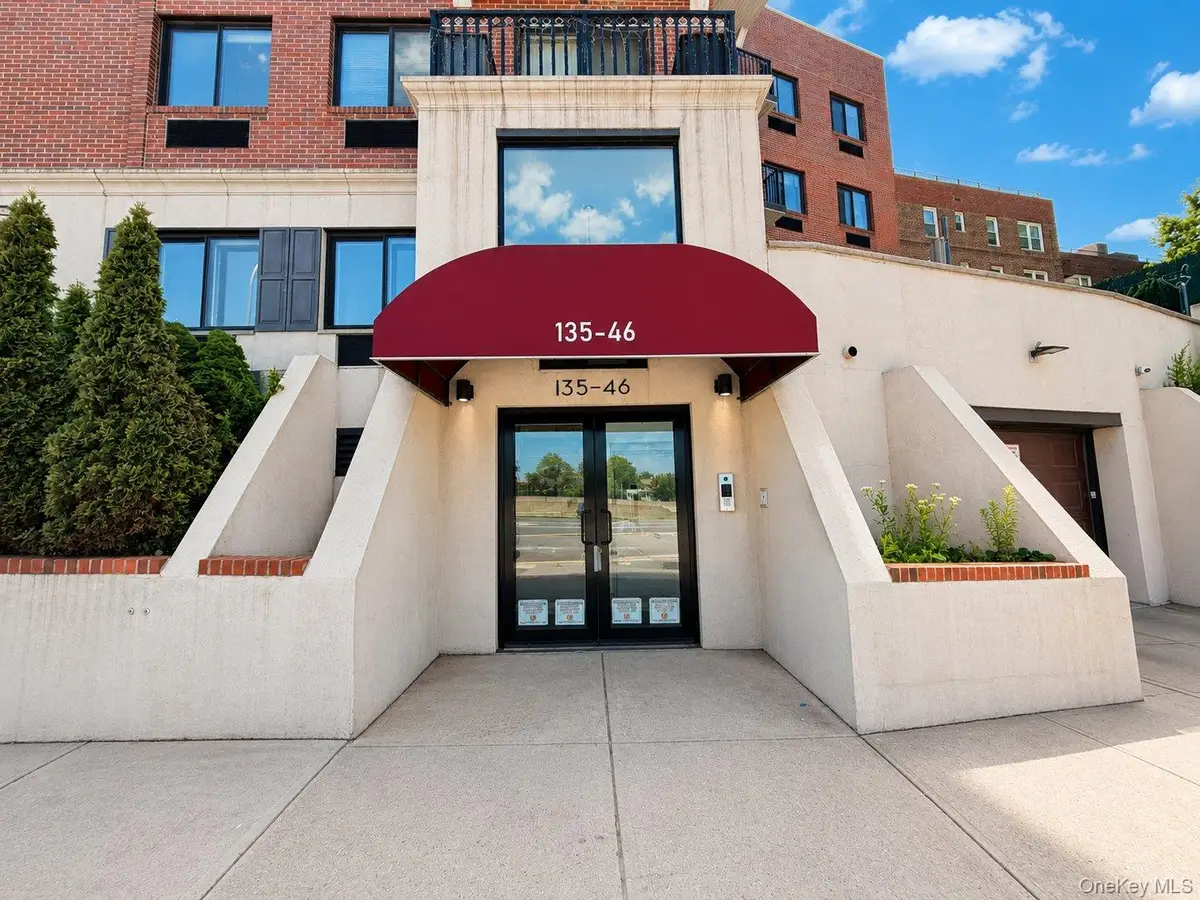 135-46 Grand Central Parkway, Briarwood, NY 11435 - #1