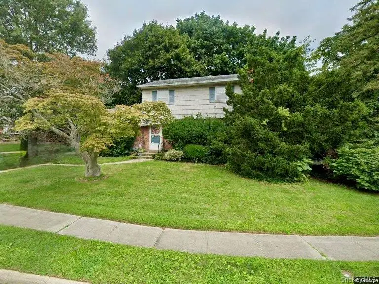 6 E Park Court, Old Bethpage, NY 11804 - #1