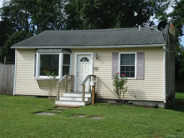 343 Union Avenue, Riverhead, NY 11901